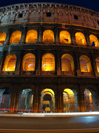 Fassade bei Nacht - Latium (Rom) (Rom)