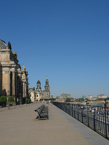 Brühlsche Terrasse