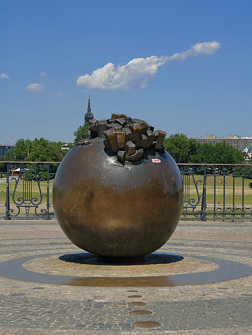 Foto Kugelskulptur