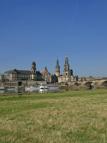 Blick auf die Brühlsche Terrasse Fotos