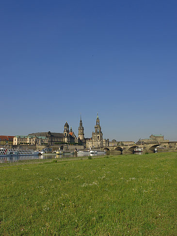 Blick auf die Brühlsche Terrasse Fotos