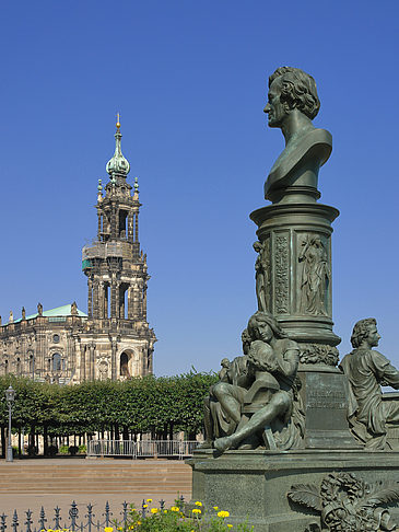 Foto Ernst-Rietschel-Denkmal