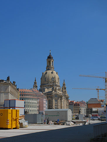 Frauenkirche mit Baustelle Foto 