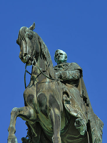 Fotos König-Johann-Statue