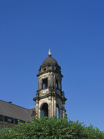 Foto Dach des Gerichts