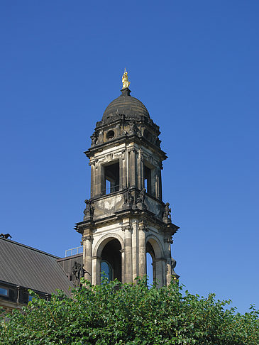 Dach des Gerichts Foto 