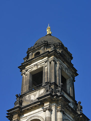 Dach des Gerichts