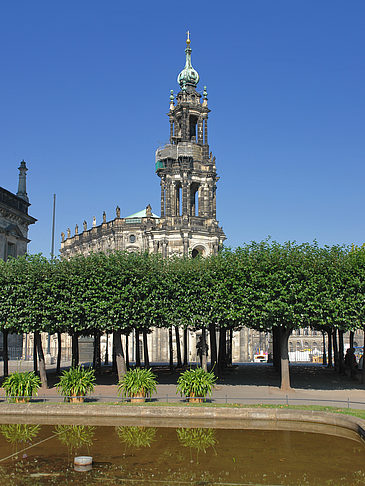 Fotos Teich vor dem Gericht | Dresden