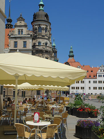 Fotos Cafe vor dem Schloss