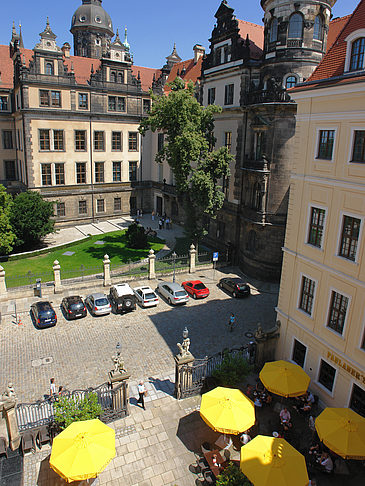 Fotos Schloss aus Taschenbergpalais