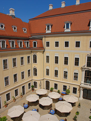 Innenhof des Taschenbergpalais Foto 