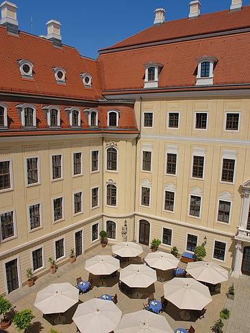 Innenhof des Taschenbergpalais Fotos