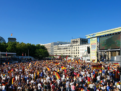 Bühne auf dem Fanfest - Berlin (Berlin)