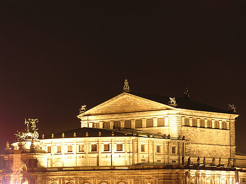 Fotos Semperoper bei Nacht