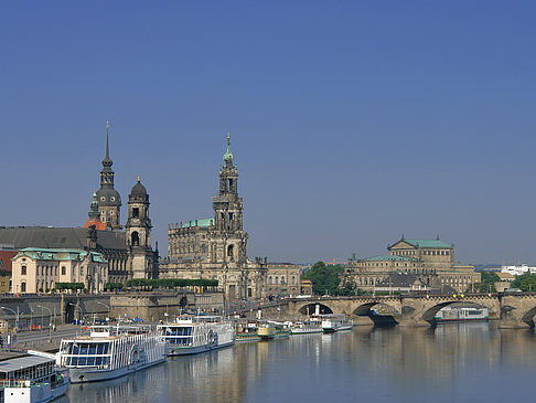 Foto Augustusbrücke mit Schlossplatz
