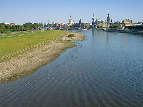 Foto Canalettoblick mit Wiese - Dresden