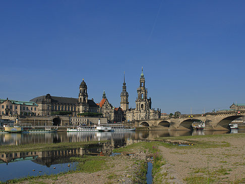 Blick auf die Brühlsche Terrasse Foto 