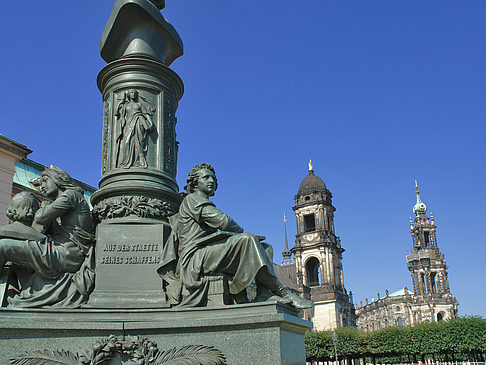 Foto Ernst-Rietschel-Denkmal