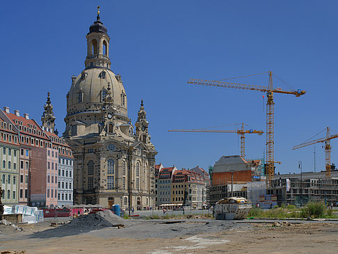 Frauenkirche mit Baustelle