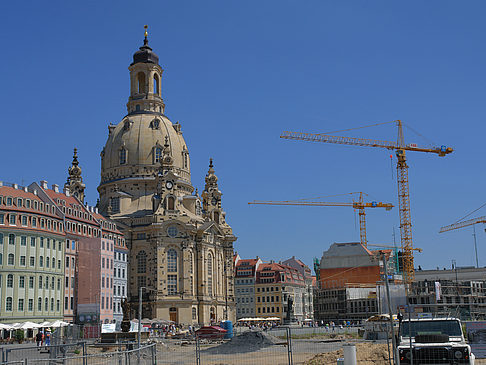 Frauenkirche mit Baustelle Fotos
