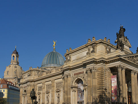Kunstakademie Fotos