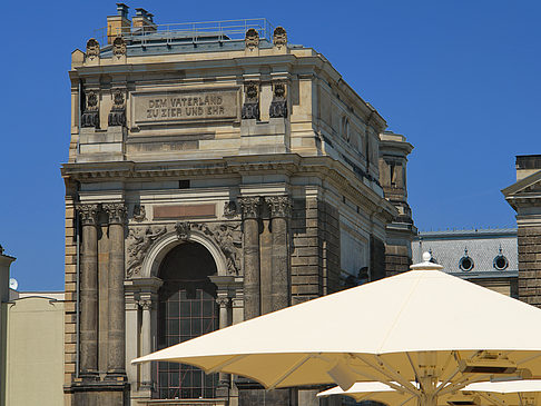 Kunstakademie Fotos