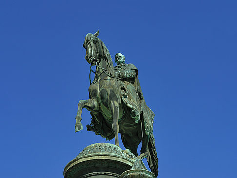 Foto König-Johann-Statue