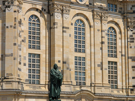 Foto Lutherdenkmal vor der Frauenkirche