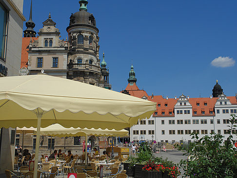 Cafe vor dem Schloss