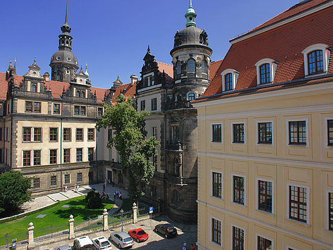 Schloss aus Taschenbergpalais Fotos