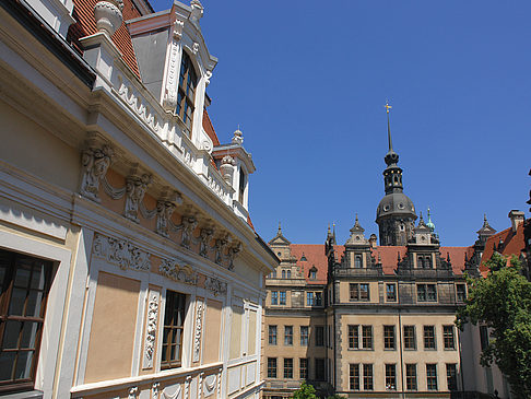 Schloss aus Taschenbergpalais Foto 