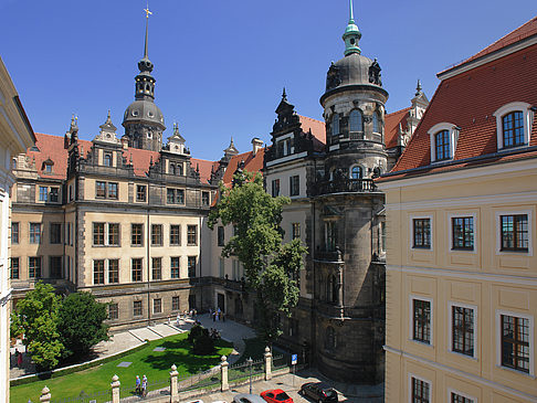 Schloss aus Taschenbergpalais Fotos