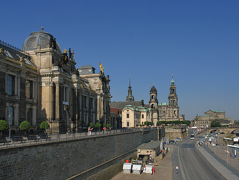 Foto Sekundogenitur