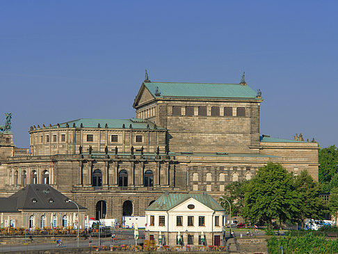 Foto Semperoper von der Augustusbrücke