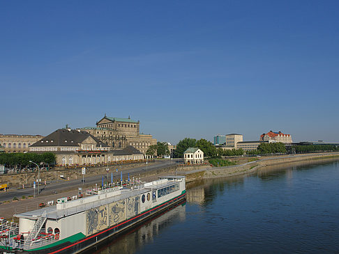 Foto Theaterkahn