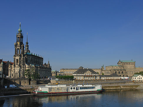 Foto Blick auf den Theaterplatz - Dresden