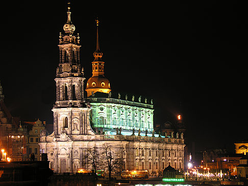 Hofkirche bei Nacht - Sachsen (Dresden)