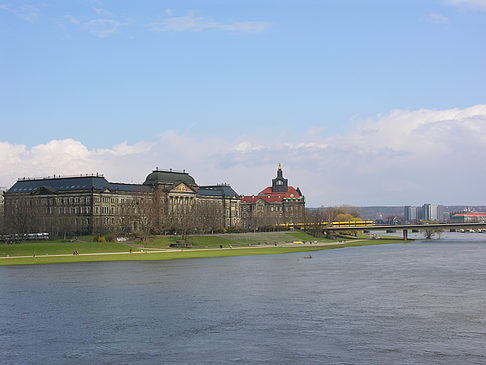 Königsufer Foto 
